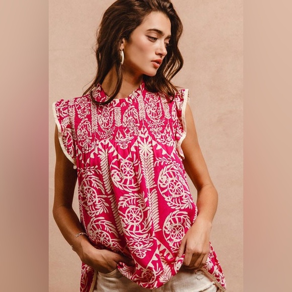 BiBi Printed Ruffle Sleeve Top - Picture 10 of 14